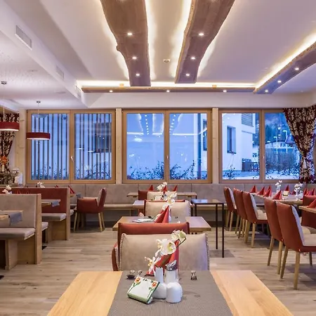 Post Hotel 3*