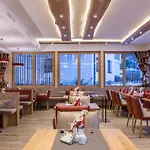 Post Hotel 3*